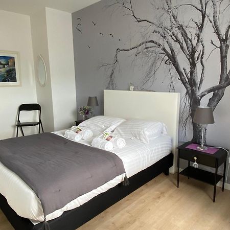 Apartamento L'Aragon Wifi Balcon Vue La Maine Angers Exterior foto
